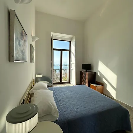 Casa de hóspedes Plaza 3*