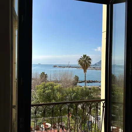 Casa de hóspedes Plaza Salerno
